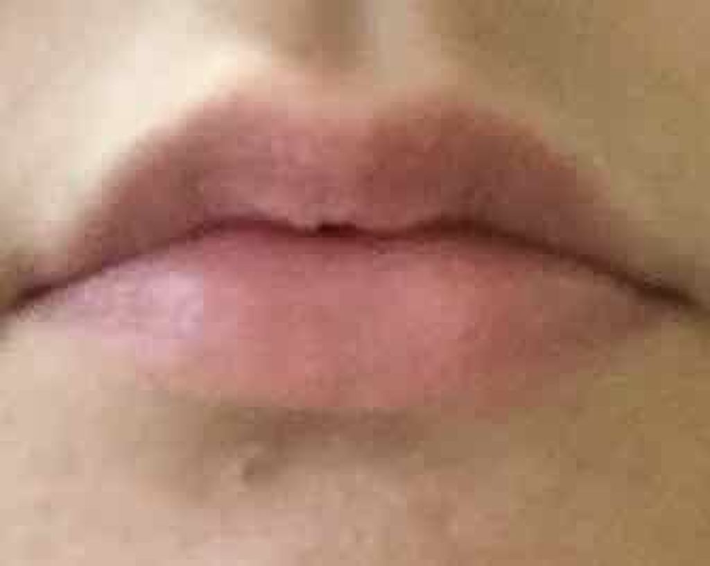 ティンティッド オイルフィットグロス/RMK/リップグロスを使ったクチコミ(2枚目)