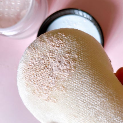 トランスルーセント ルース セッティング パウダー トーンアップ ローズ/ローラ メルシエ/ルースパウダーを使ったクチコミ(4枚目)