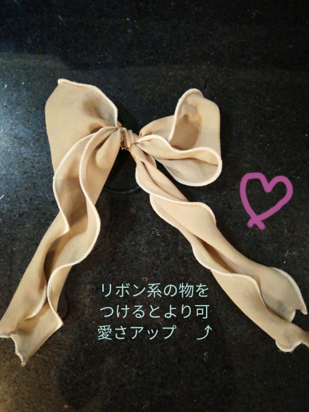 Koko on LIPS 「誰でもできる❗簡単ポニーテールのコツ😆少し直すだけで可愛さが増..」(4枚目)