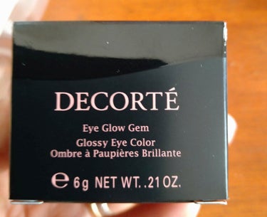 DECORTÉ アイグロウ ジェムのクチコミ「最初見たときは、エッこんなカラー使えない。て思ったけど、手にぬったとき、凄くキレイなラメで使い.....」（2枚目）