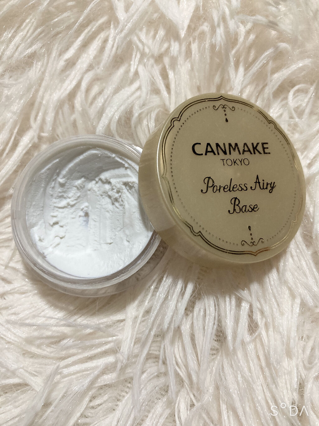 ポアレスエアリーベース/キャンメイク/化粧下地を使ったクチコミ（2枚目）