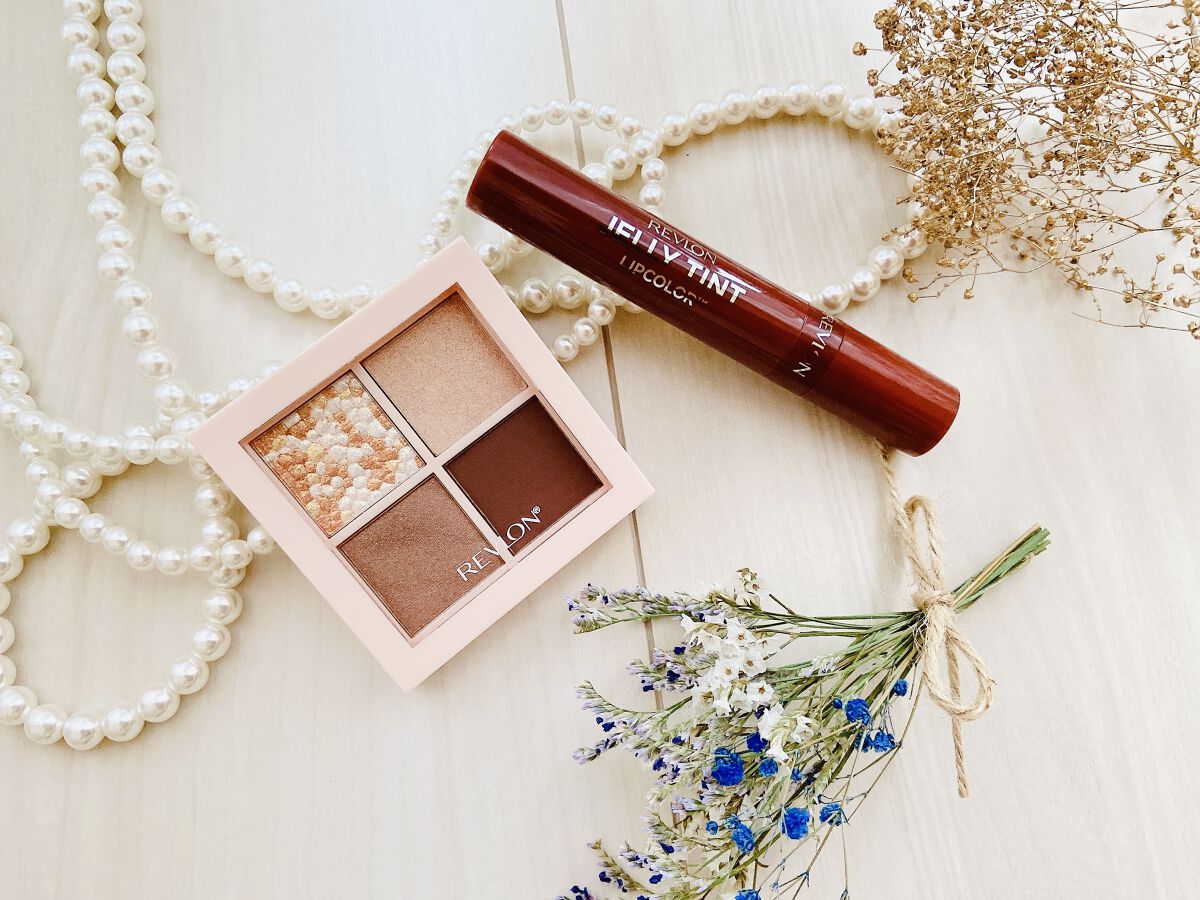 レブロン ダズル アイシャドウ クアッド/REVLON/アイシャドウパレットを使ったクチコミ（2枚目）