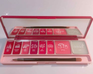 ETUDE プレイカラーリップ＆チークのクチコミ「やっと中間テストが終わって、久々の投稿です💦

５月１日に出た、
💓エチュードハウス💓の新作の.....」（2枚目）