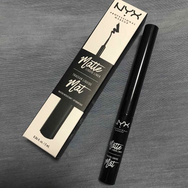 NYX Professional Makeup マット リキッド ライナーのクチコミ「NYX🐶🎈
マット リキッド ライナー MLL01 

マットリキッドライナー🙉🎈
マットに惹.....」（1枚目）