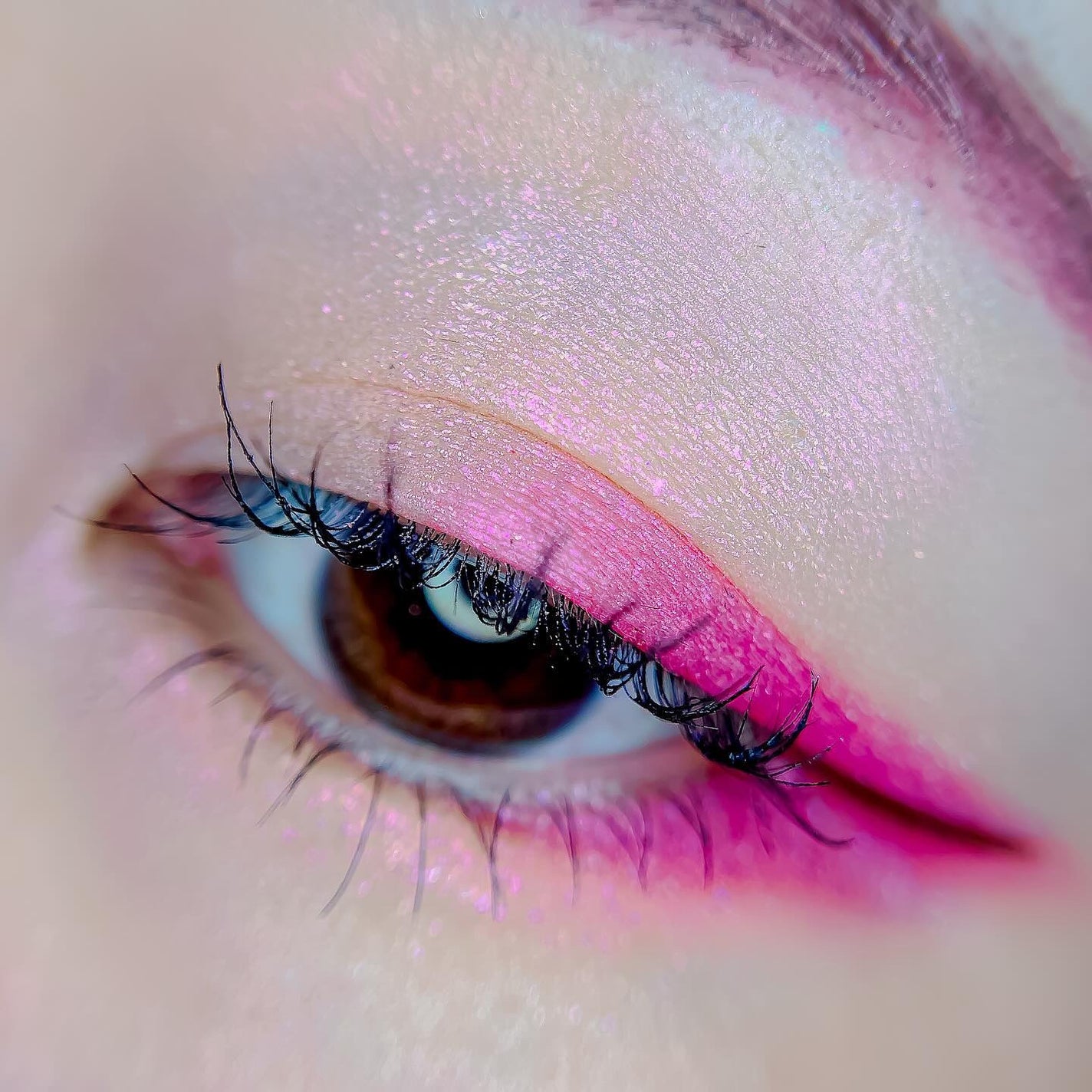 スキルレスライナー/LUMIURGLAS/リキッドアイライナーを使ったクチコミ(4枚目)