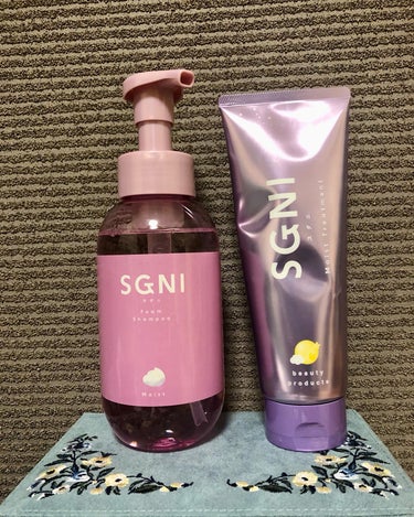 SGNI 泡シャンプー モイスト&モイストトリートメント✨

泡で出てくるタイプのシャンプーだから
髪の毛も地肌も優しく包み込んで洗ってくれる。

初めから泡がでてくるとわしゃわしゃしなくてよくて髪への