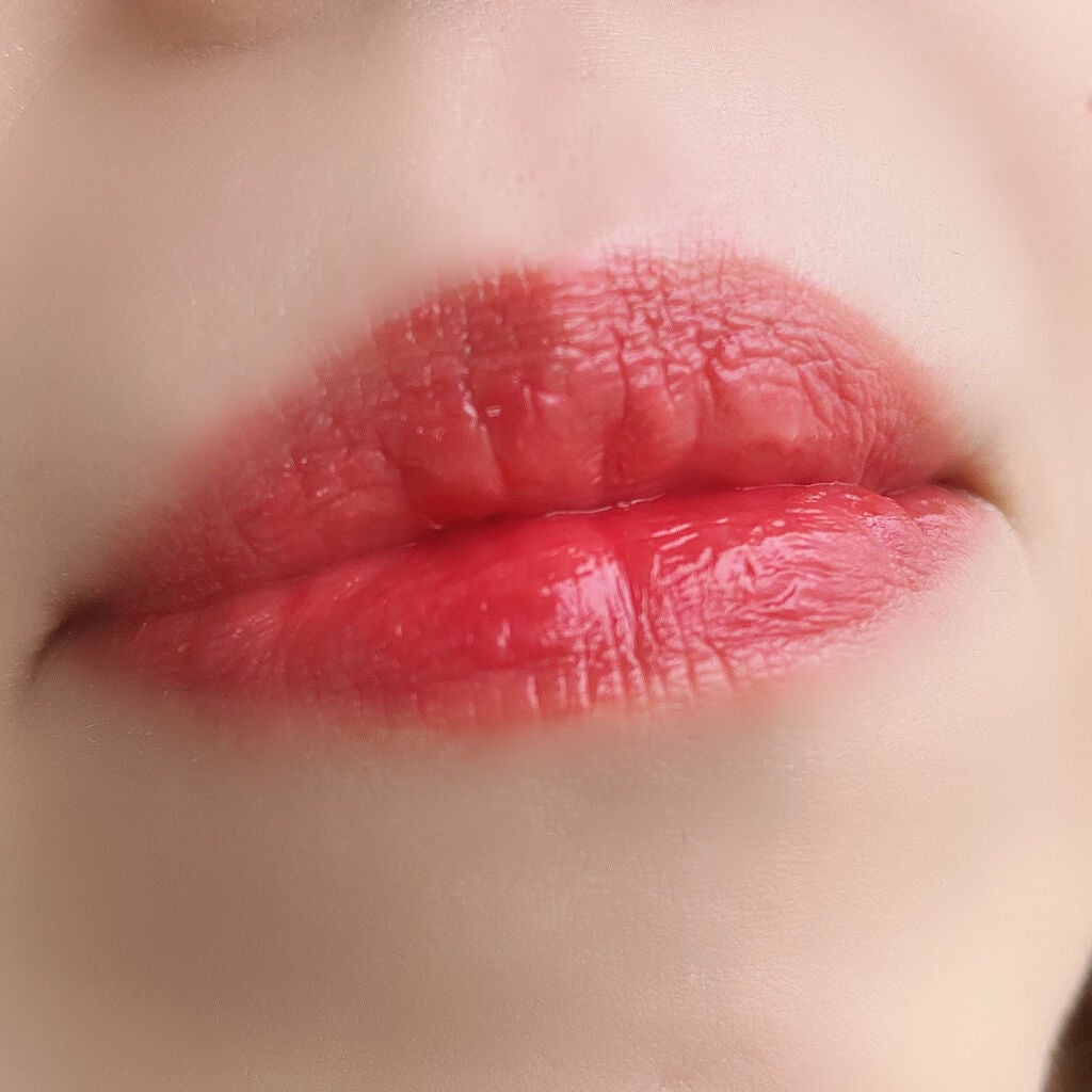 ジューシーラスティングティント/rom&nd/リップティントを使ったクチコミ(2枚目)