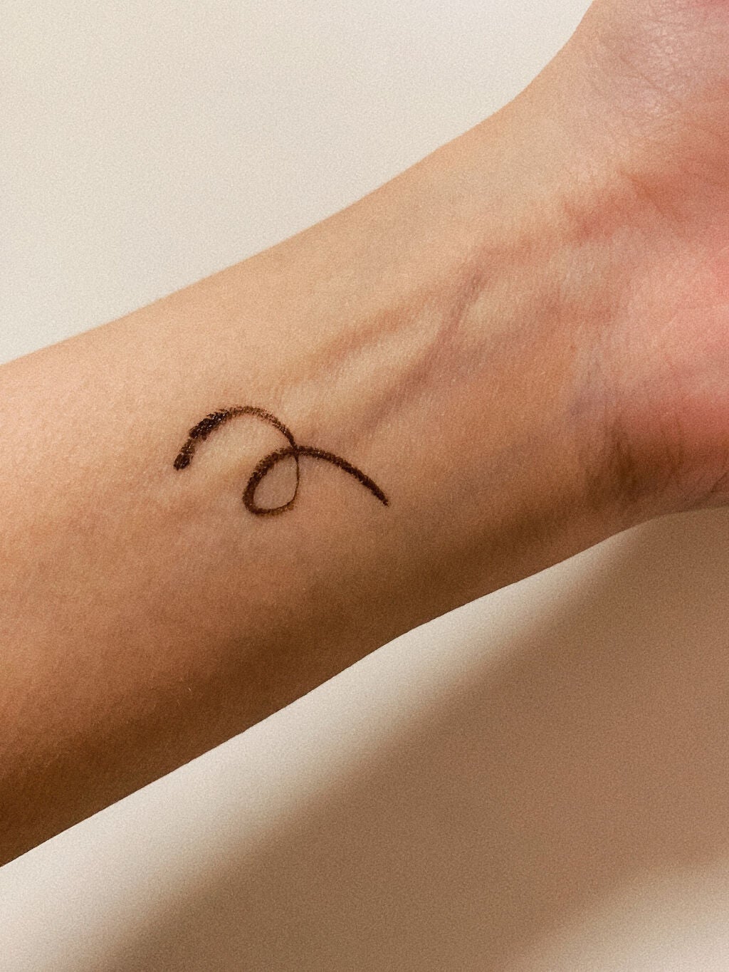 ウォータープルーフ リキッドアイライナー/Leanani/リキッドアイライナーを使ったクチコミ(2枚目)