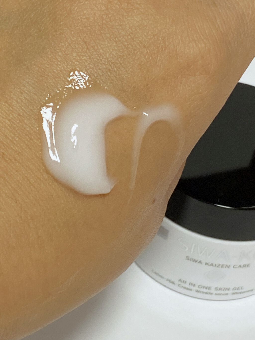 SIWA-KC オールインワンスキンジェル/ハーブ健康本舗/オールインワン化粧品を使ったクチコミ（3枚目）