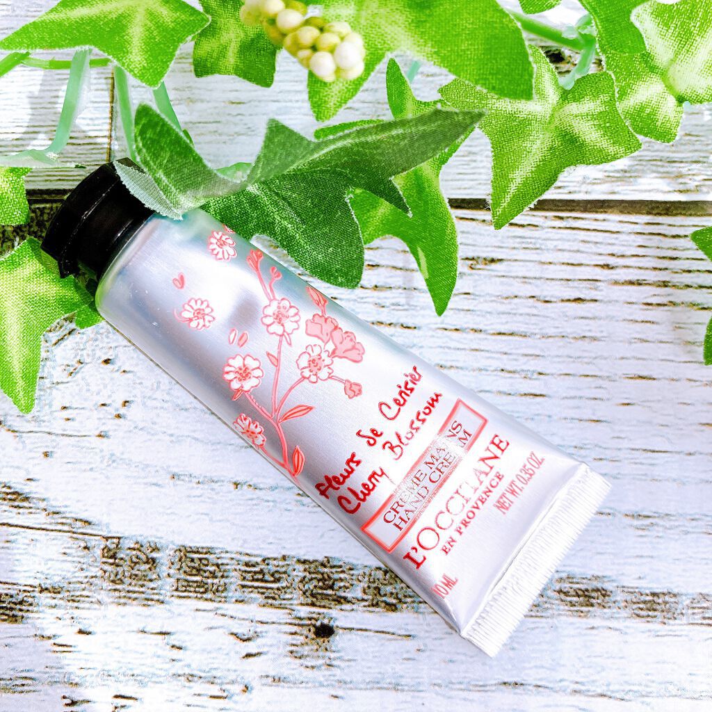 チェリーブロッサム ソフトハンドクリーム/L'OCCITANE/ハンドクリームを使ったクチコミ(1枚目)