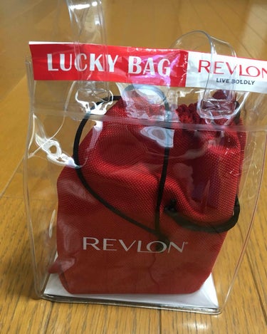 REVLON REVLON ラッキーバッグのクチコミ「REVLONハッピーバッグ🛍
CANMAKEのハッピーバッグを探し求めていて見つけました

✔.....」（1枚目）