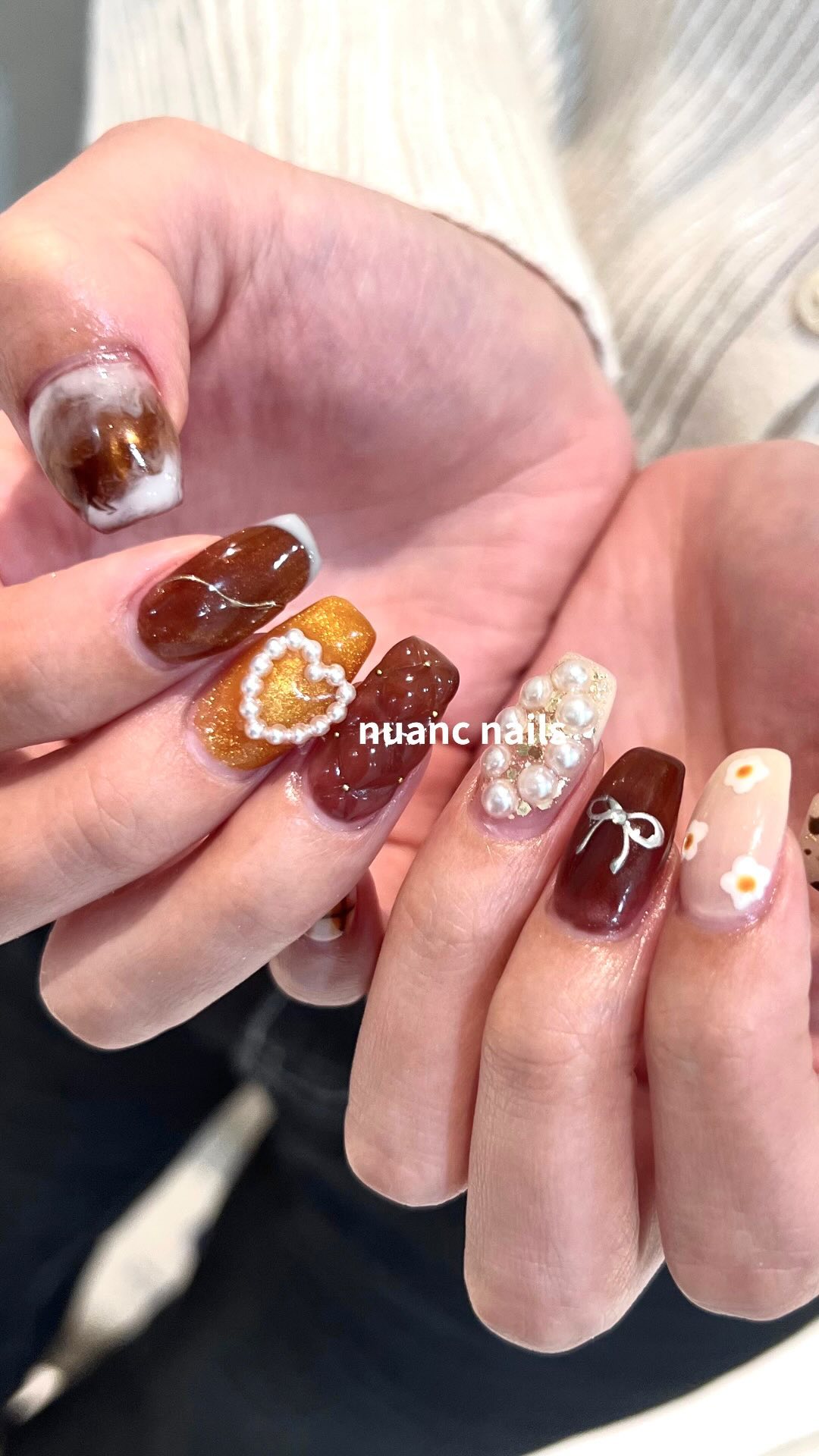#お洒落ネイル,#トレンドネイル,#海外ネイル,#トレンドネイル,#秋ネイル,#マグネットネイルのネイルデザイン