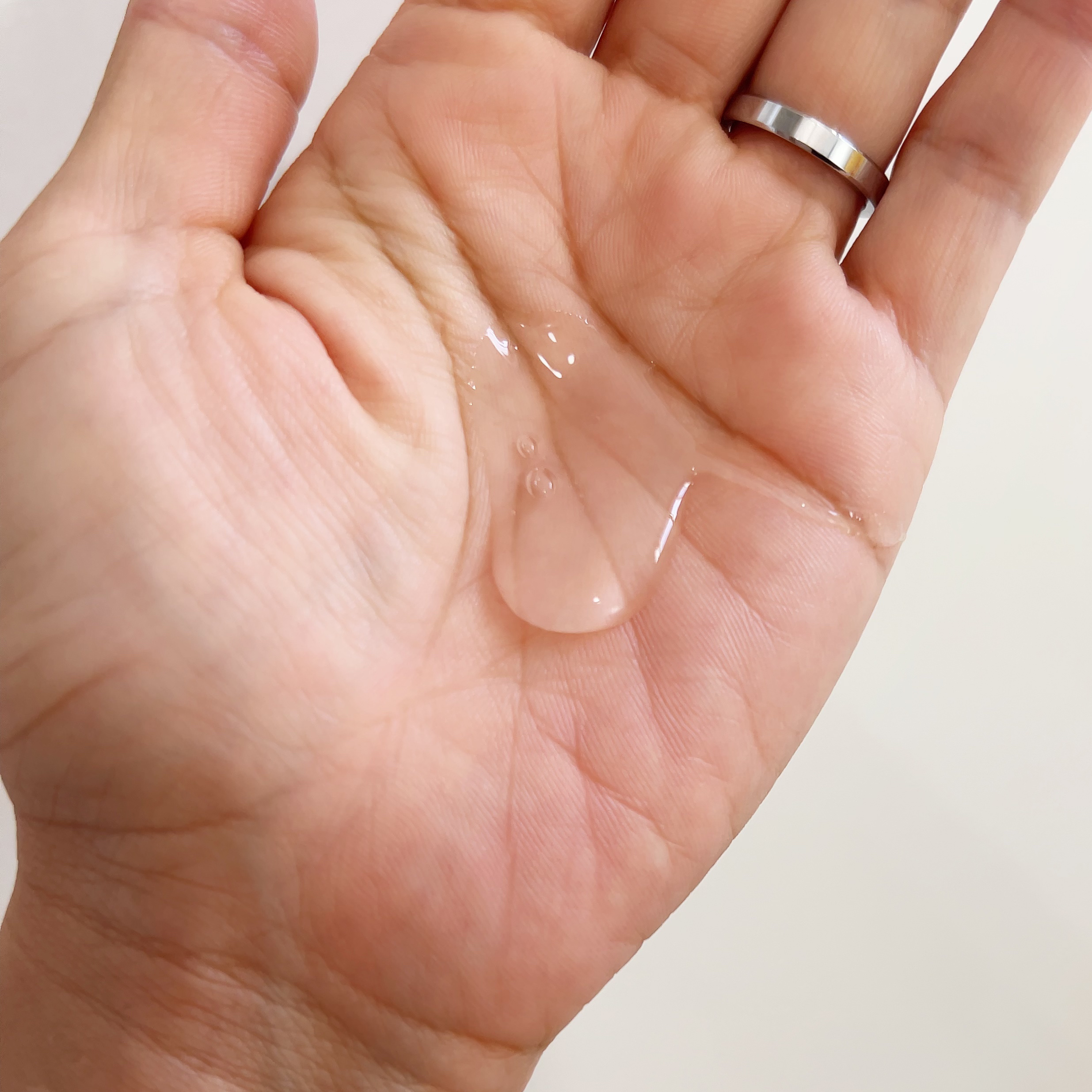 プルント　コントロール美容液ヘアオイル　サクラ  80mL/Purunt./ヘアオイルを使ったクチコミ（2枚目）