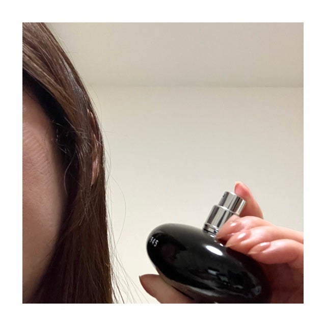 1945 オードトワレ BLACK/SHOLAYERED/香水(その他)を使ったクチコミ(2枚目)