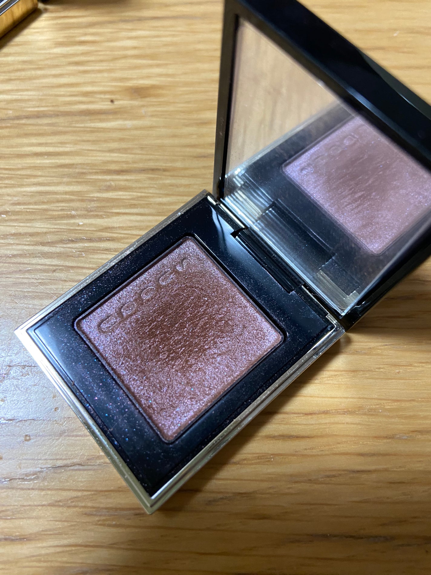 トーン タッチ アイズ/SUQQU/単色アイシャドウを使ったクチコミ(3枚目)