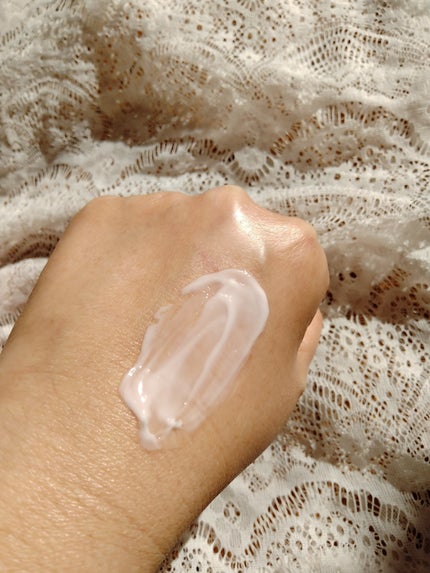 カラーフィットハンドクリーム/ロダレット/ハンドクリームを使ったクチコミ(4枚目)