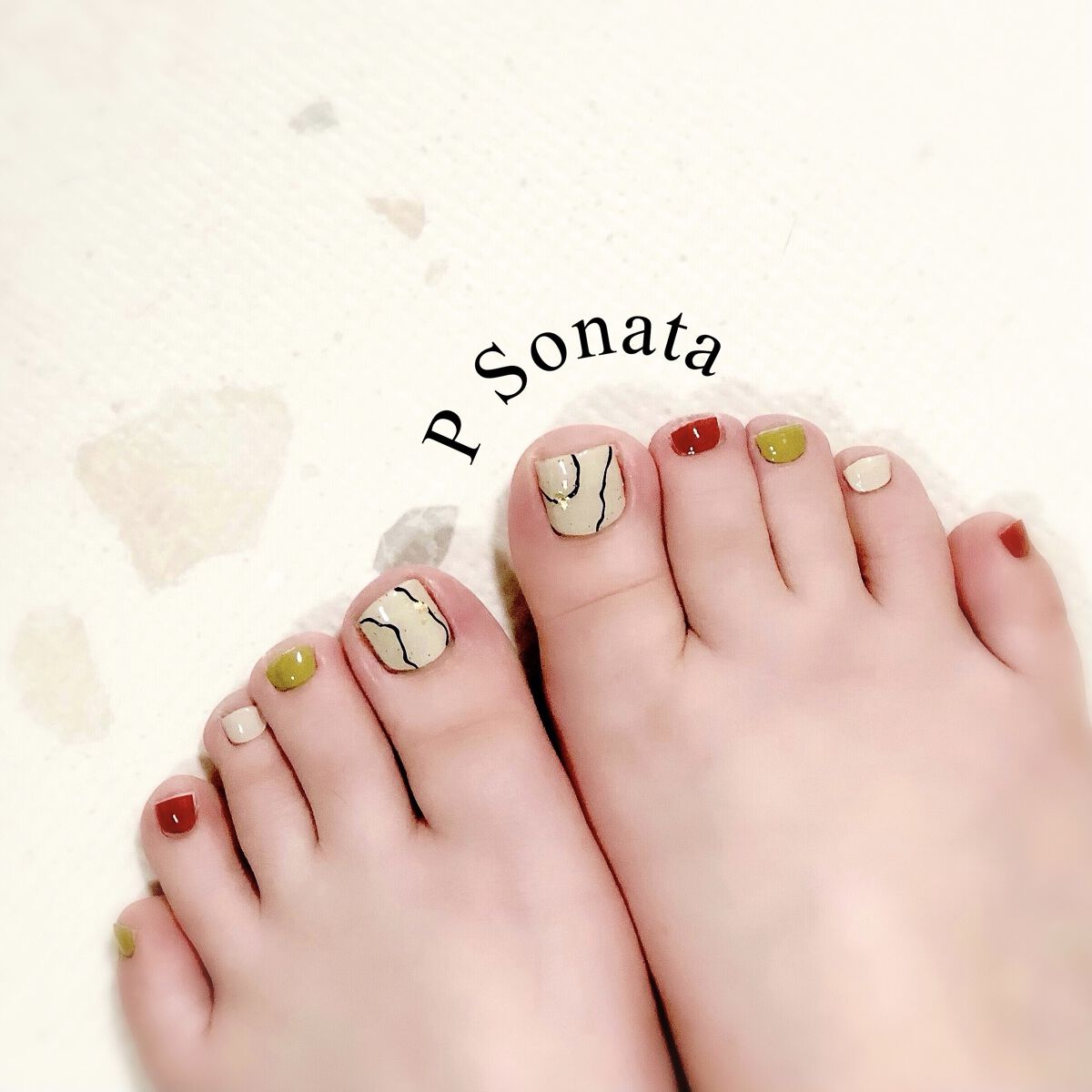 セミキュアジェルネイル(ペディキュア)/ohora/ネイルシールを使ったクチコミ（1枚目）