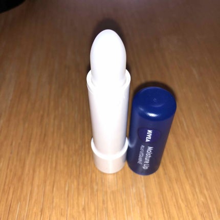 モイスチャーリップ ビタミンE/ニベア/リップクリームを使ったクチコミ(2枚目)