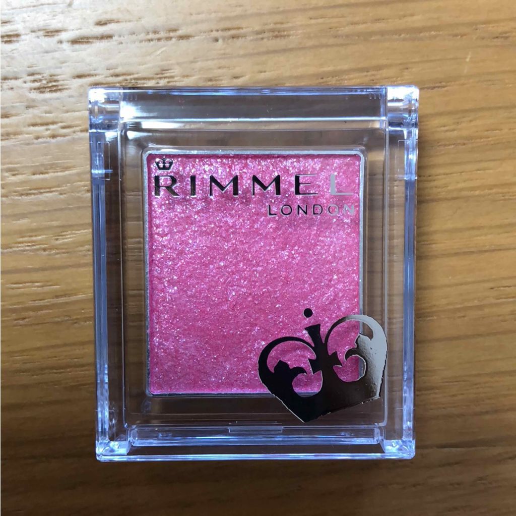 プリズム パウダーアイカラー/リンメル ロンドン/単色アイシャドウを使ったクチコミ(1枚目)