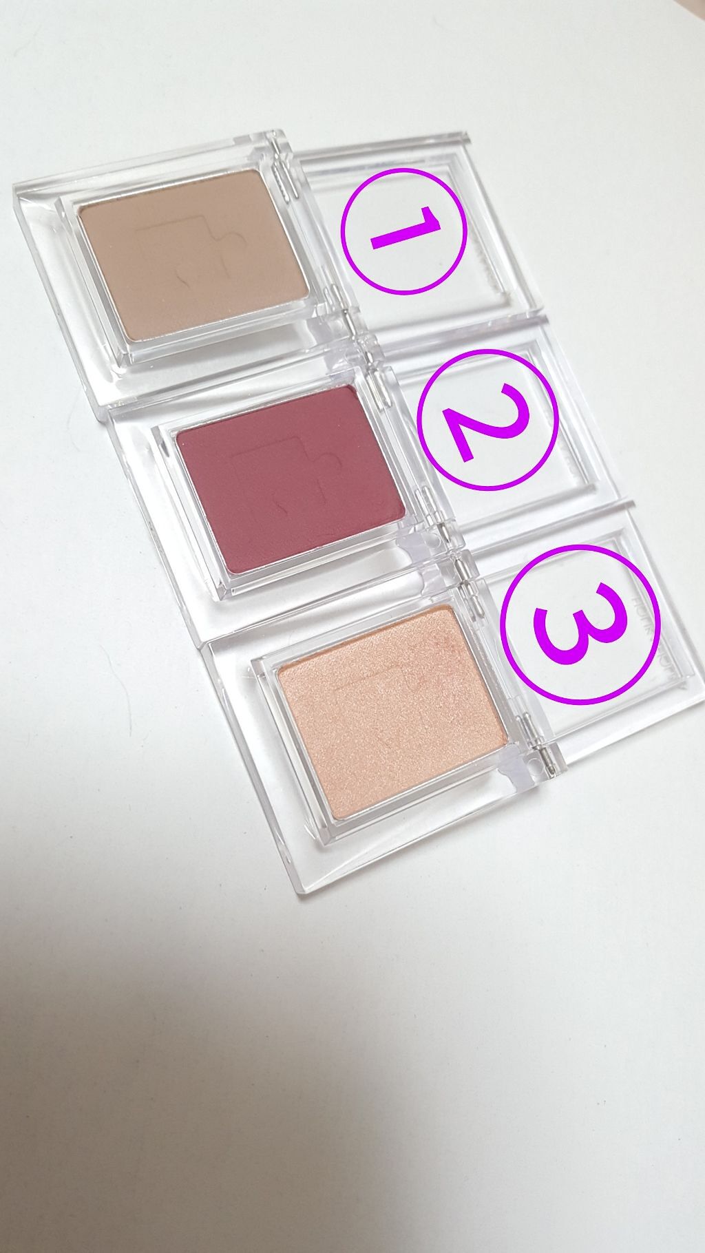 ピースマッチングシャドウ/HOLIKA HOLIKA/単色アイシャドウを使ったクチコミ（2枚目）