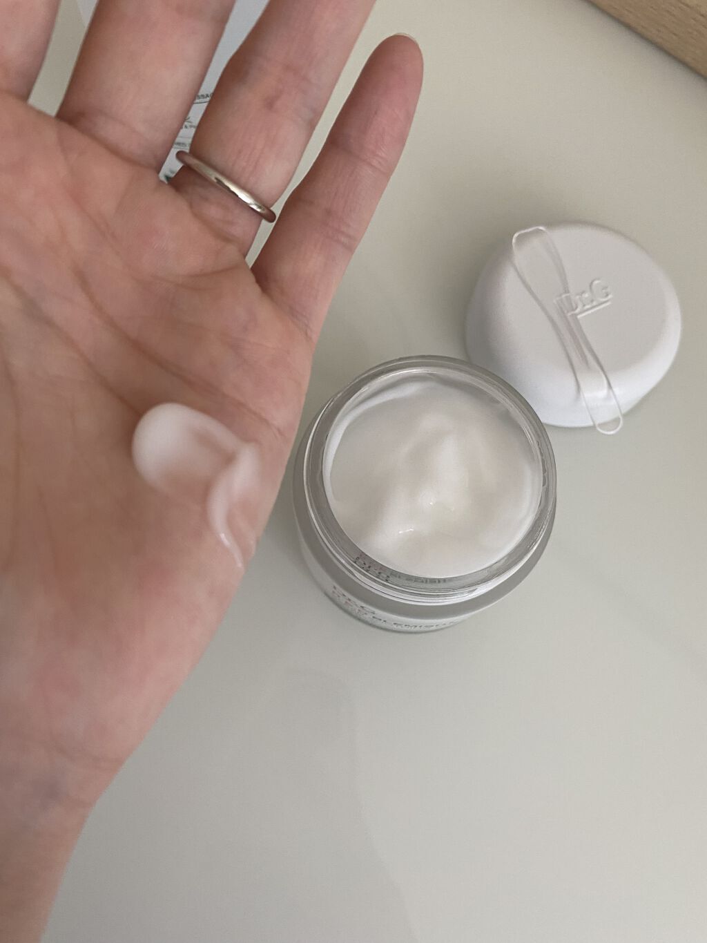 レッドB・Cスムージングクリーム/Dr.G/フェイスクリームを使ったクチコミ（3枚目）