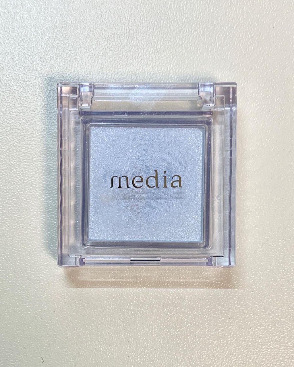 ブライトアップアイシャドウ/media/単色アイシャドウを使ったクチコミ（2枚目）