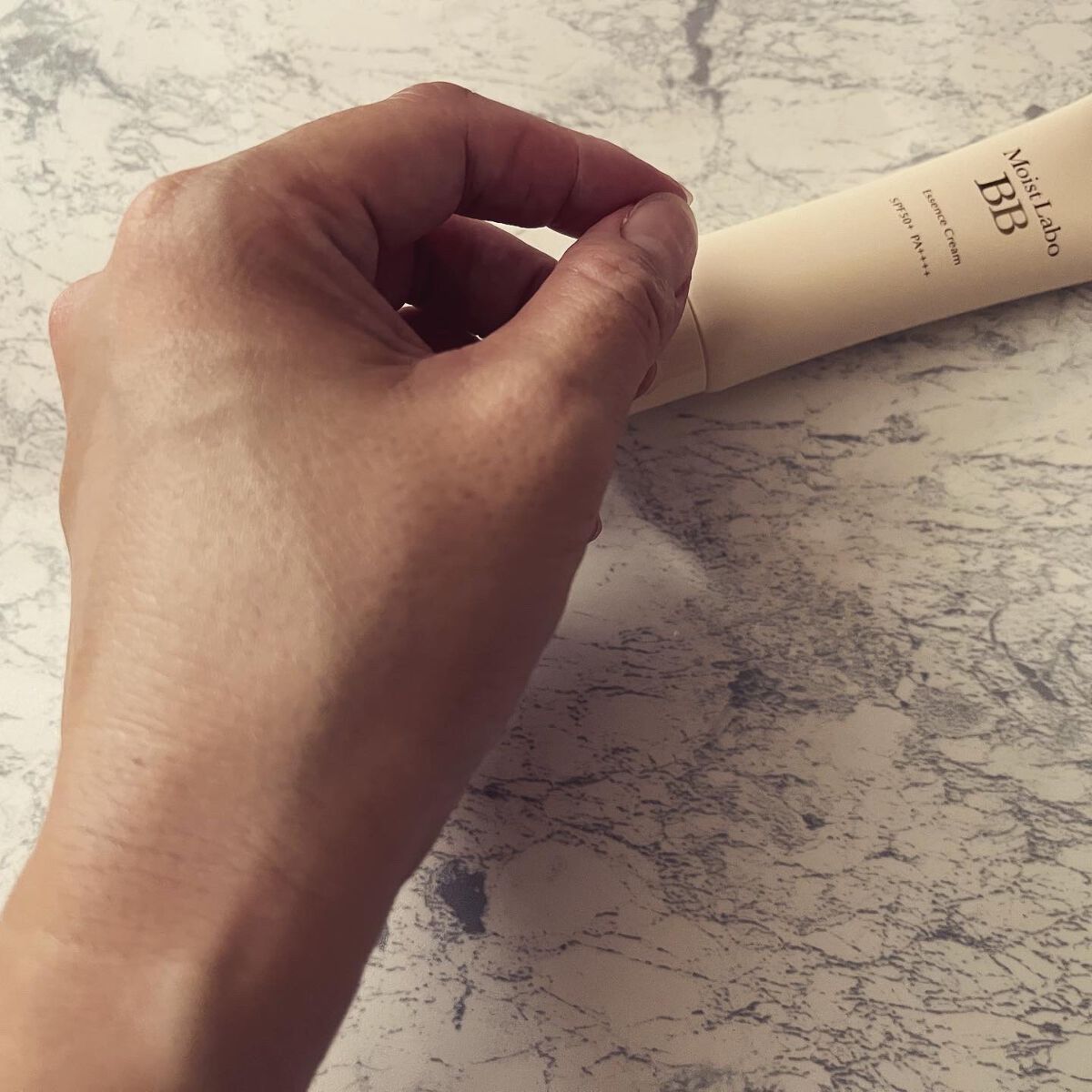 モイストラボ BBエッセンスクリーム/Moist Labo/BBクリームを使ったクチコミ(6枚目)