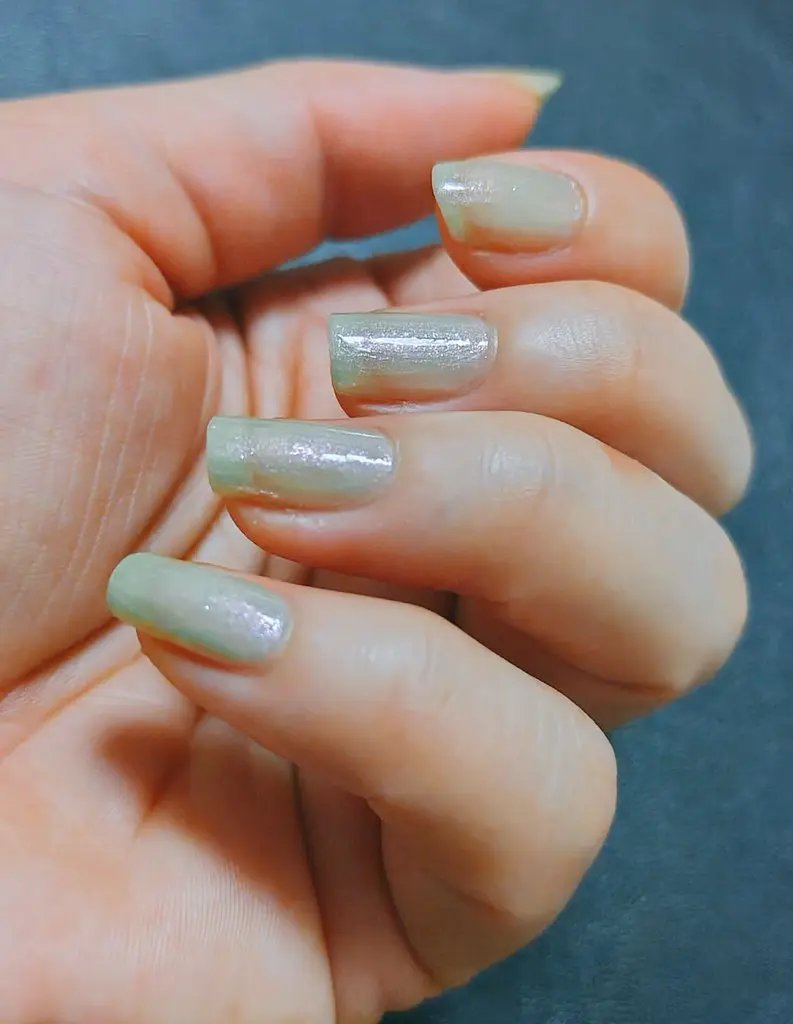 ネイルポリッシュ  フューシャオーガンジー(限定)/オルビス/マニキュアを使ったクチコミ（3枚目）