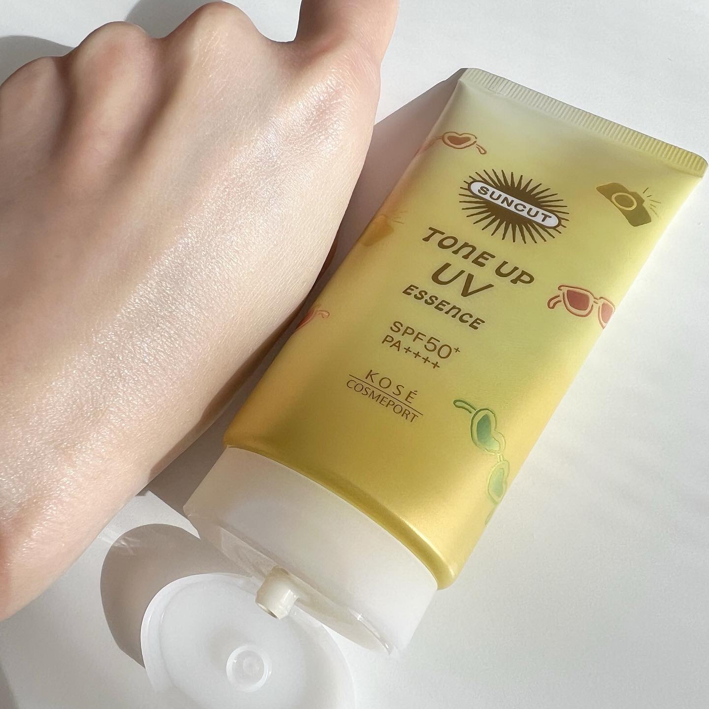 サンカットR トーンアップUV エッセンス/サンカット®/日焼け止めローションを使ったクチコミ（3枚目）