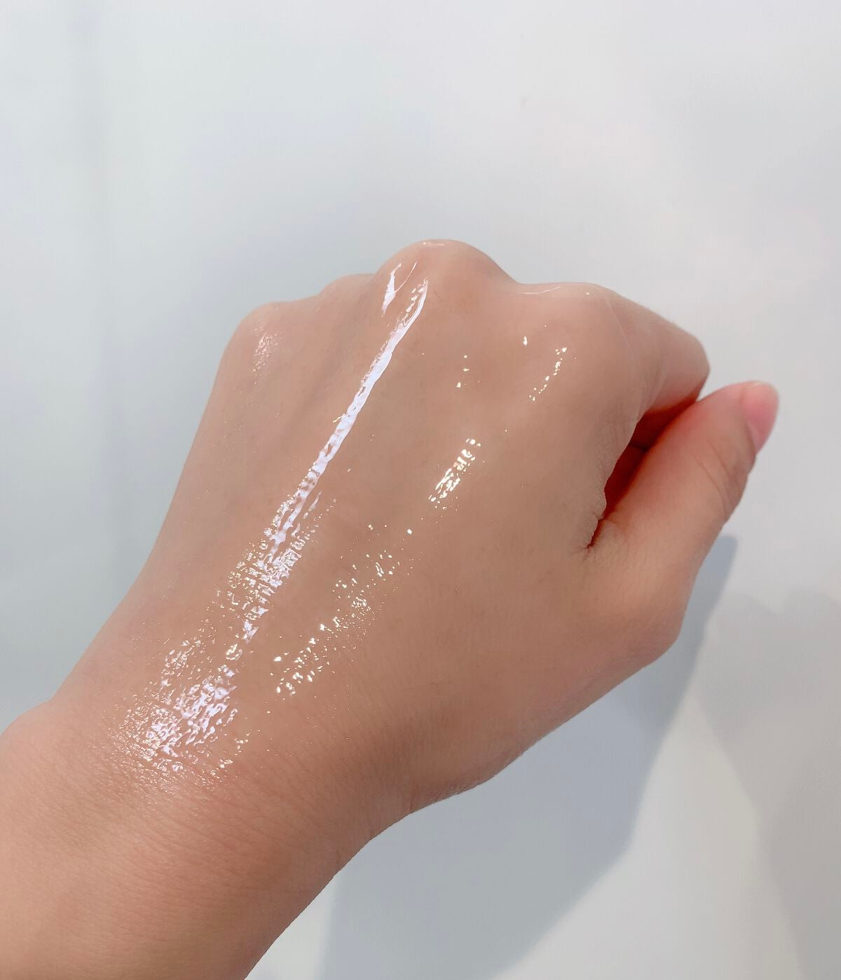 モイスチュアマイルドホワイト パーフェクトエッセンス/モイスチュアマイルド ホワイト/オールインワン化粧品を使ったクチコミ(4枚目)