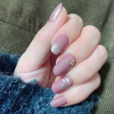 今日もお疲れ様でした〜

~~~~~~仕事ネイル~~~~~~

NAIL HOLIC
RO 602
マットコート

INTEGRATE
YE102

ちふれ ネイル エナメル
074

Seria
ネイ