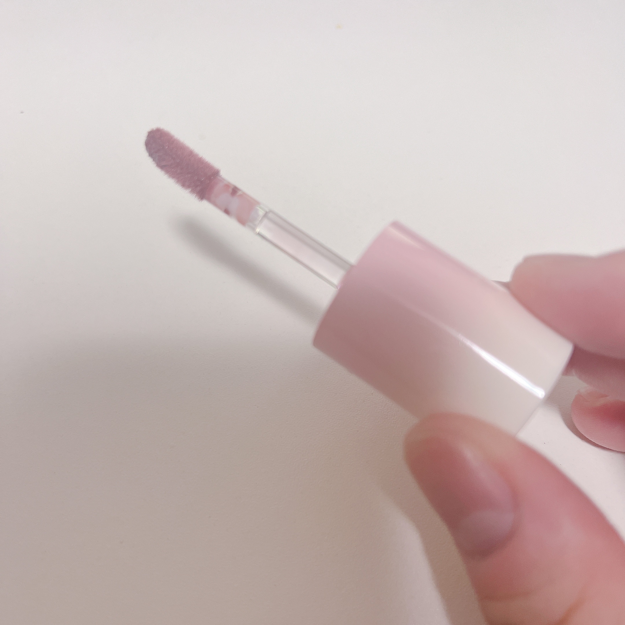 チュイリップグレイズ/BLACK ROUGE/リップグロスを使ったクチコミ（2枚目）