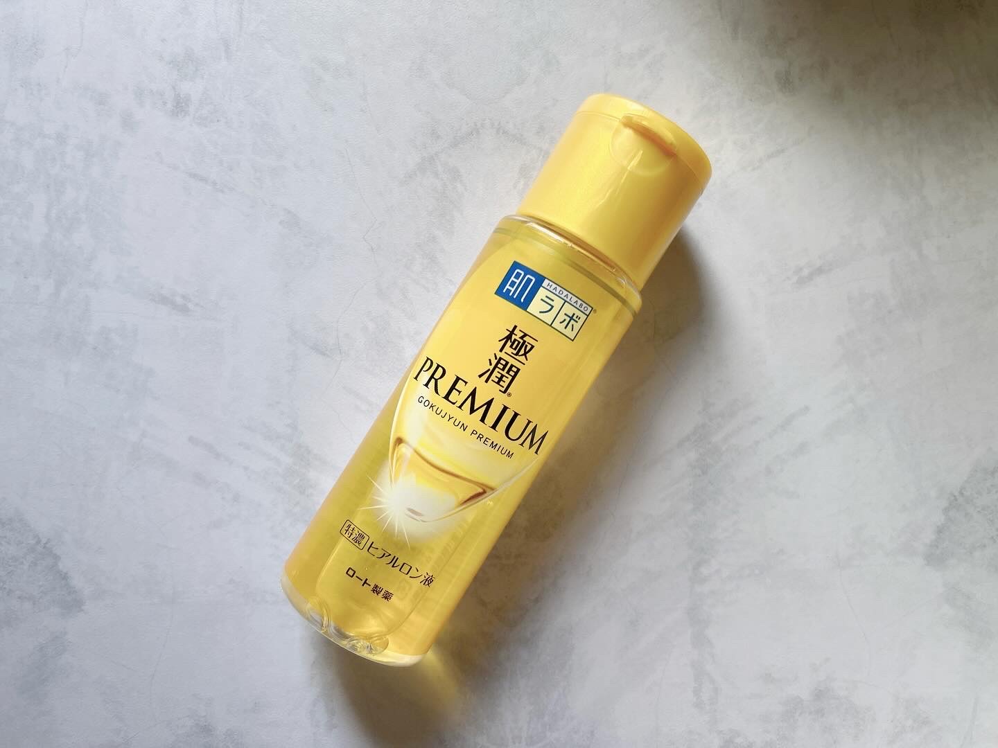 潤う化粧水🩵
極潤プレミアム！


@rohto_official 様の
モニターに参加させていただきました♡

1度使用したことあったのですが
年齢も重ね、乾燥時期ということでもあり
モニターとして参加させていただきました♡

テクスチ