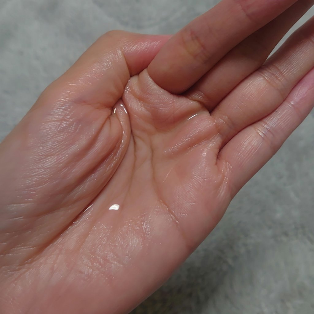 Anua シラカバ 70% 水分ブースティングトナーのクチコミ「Anua　シラカバ 70% 水分ブースティングトナー


「夏のアヌアガーデン」のセットで購入.....」（3枚目）