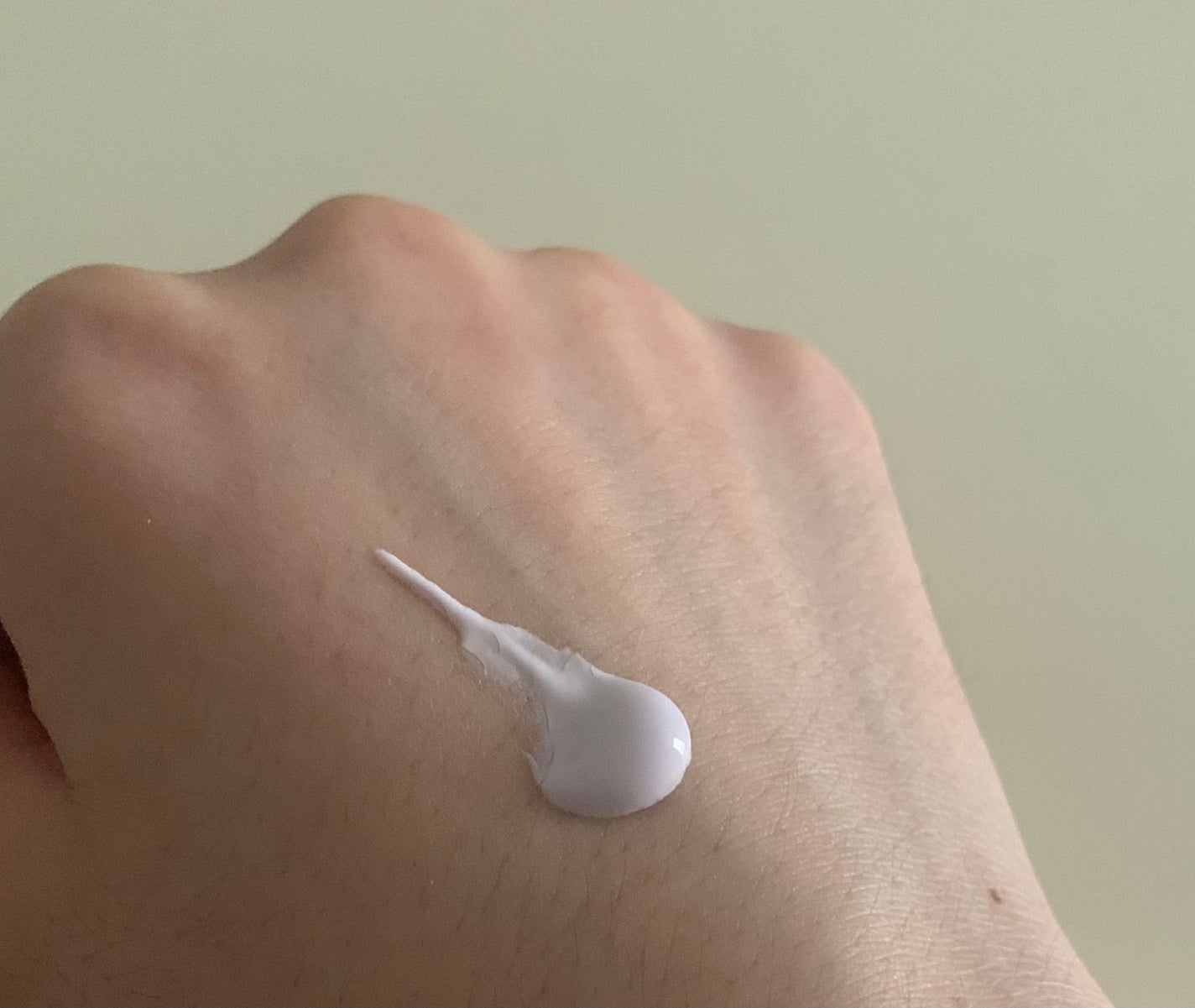 スキンアクア トーンアップUVエッセンス/スキンアクア/日焼け止めクリームを使ったクチコミ(2枚目)