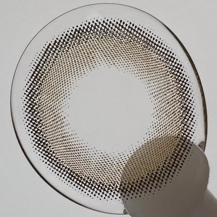 サンドシリーズ/LENSSIS/カラーコンタクトレンズを使ったクチコミ(9枚目)