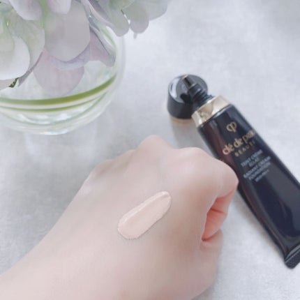 クレ・ド・ポー ボーテ タンクレームエクラn/クレ・ド・ポー ボーテ/クリーム・エマルジョンファンデーションを使ったクチコミ(6枚目)