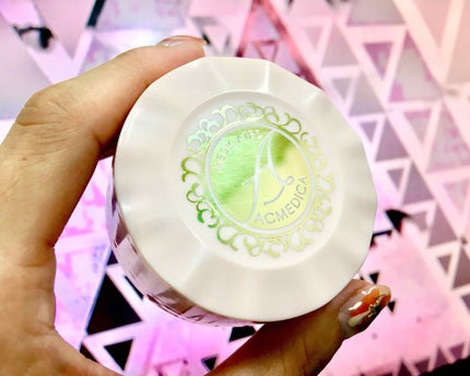 アクメディカ 薬用 フェイスパウダー ナチュラル/ナリスアップ/パウダーファンデーションを使ったクチコミ(1枚目)