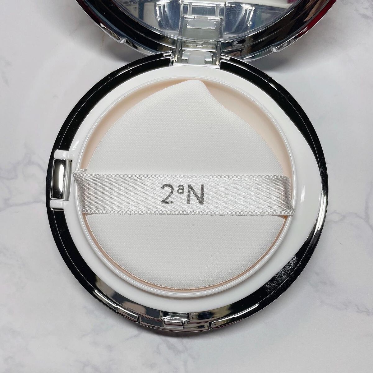 グリーミングテンションパクト/2aN/クリーム・エマルジョンファンデーションを使ったクチコミ（2枚目）