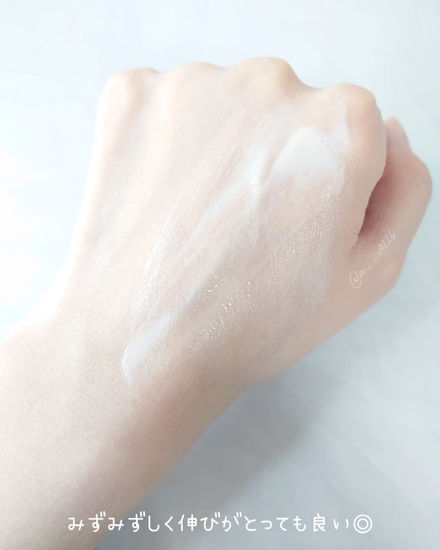 セラムコンサントレエクレルシサンｎ/クレ・ド・ポー ボーテ/美容液を使ったクチコミ（3枚目）