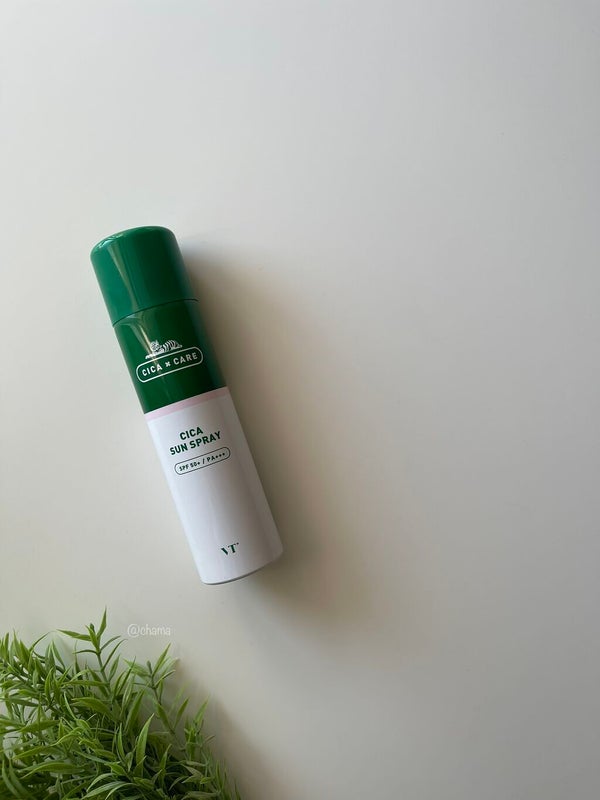 CICA SUN SPRAY/VT/日焼け止めミスト・スプレー by chama |ニキビ体質の正直レビュー🌻