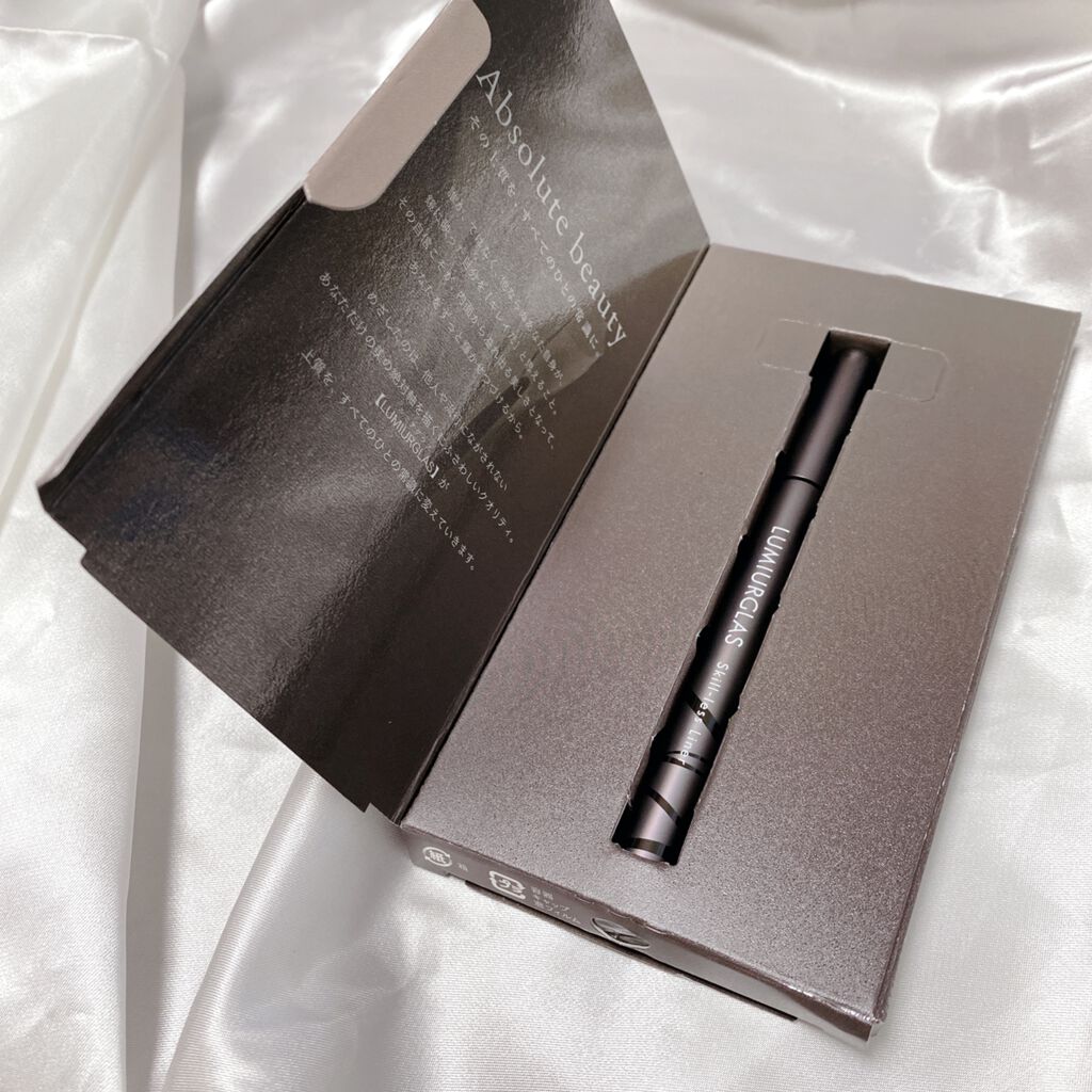 スキルレスライナー/LUMIURGLAS/リキッドアイライナーを使ったクチコミ（3枚目）