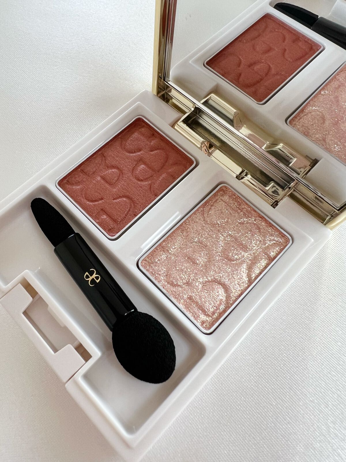 エレガンス エタンセル アルモニーアイズ/Elégance/アイシャドウパレットを使ったクチコミ(2枚目)