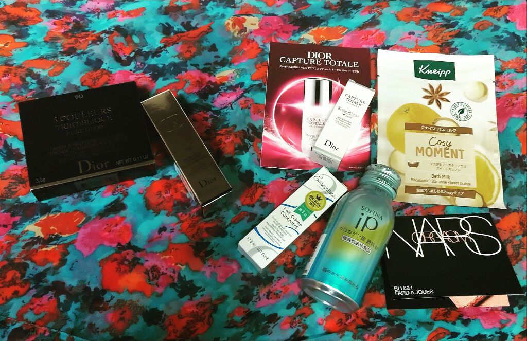 トリオ ブリック パレット＜ピュア グロウ＞/Dior/アイシャドウパレットを使ったクチコミ（1枚目）