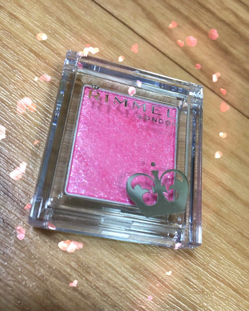 プリズム パウダーアイカラー/リンメル ロンドン/単色アイシャドウを使ったクチコミ（1枚目）