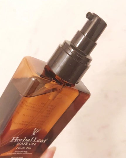 オーガニックヘアオイル フレッシュティーの香り/ハーバルリーフ/ヘアオイルを使ったクチコミ(3枚目)