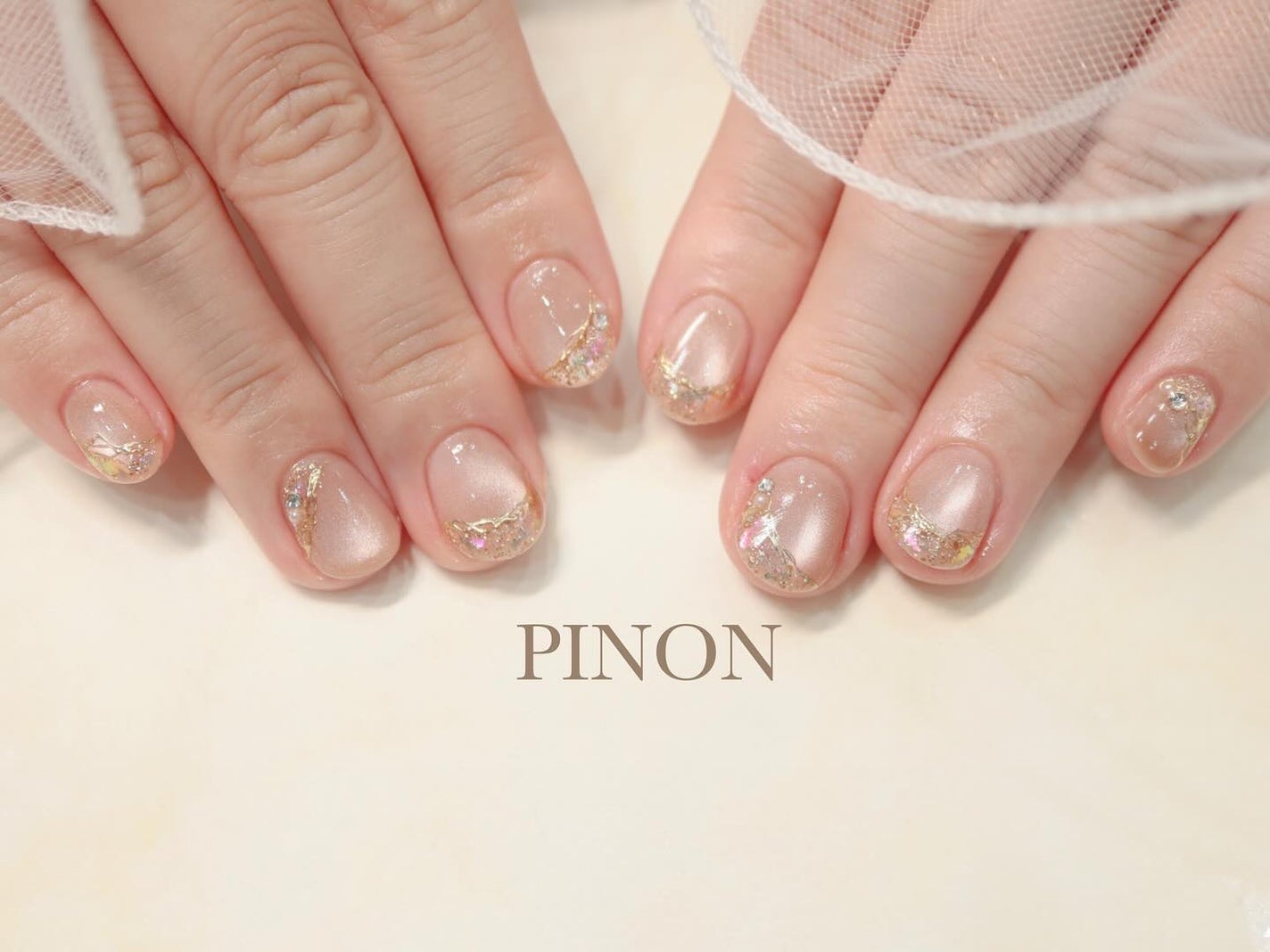 shino on LIPS 「キラキラデザイン☺︎ちゅるんと光るマグネットカラーにラメとミラ..」(1枚目)