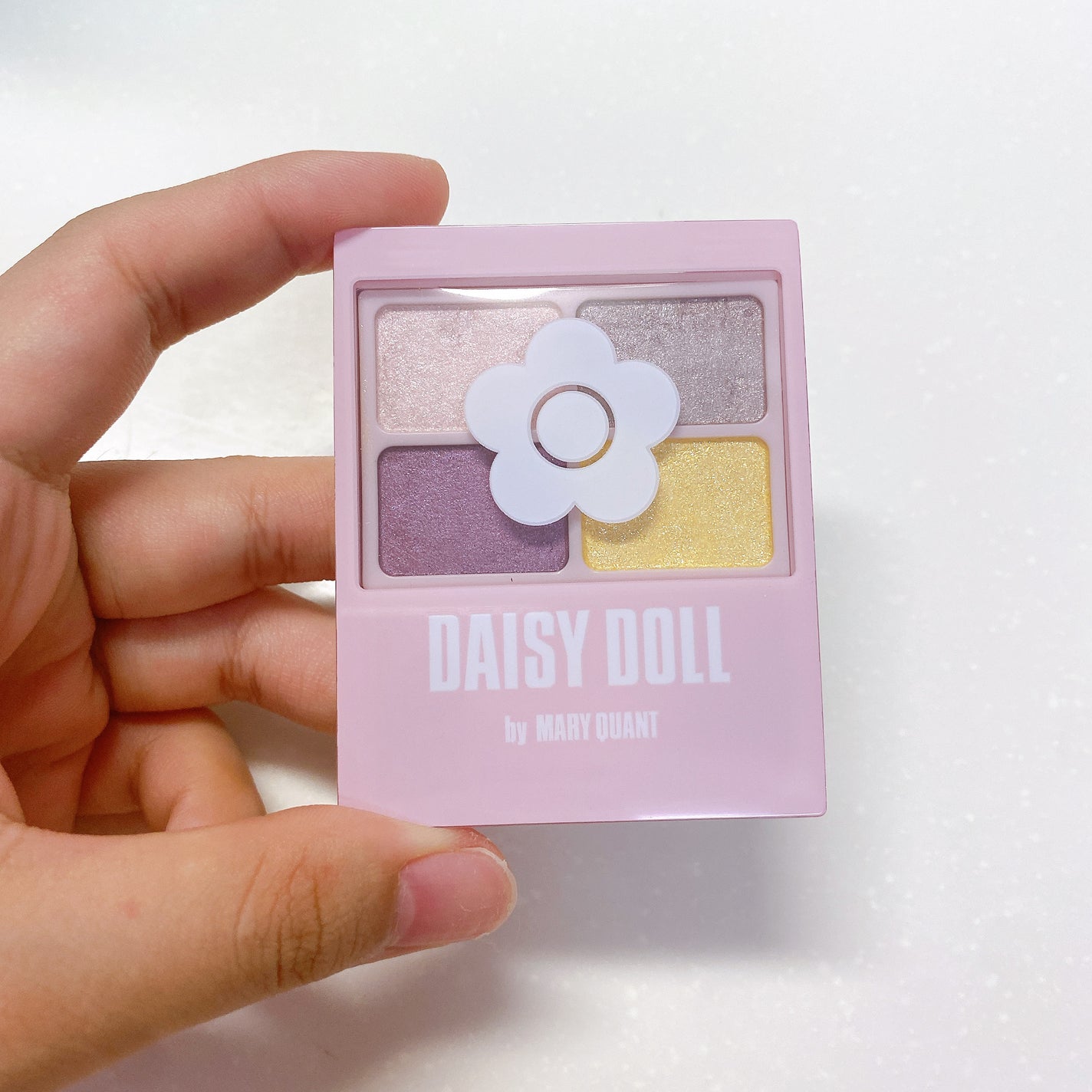 デイジードール アイカラー パレット/DAISY DOLL by MARY QUANT/アイシャドウパレットを使ったクチコミ(1枚目)