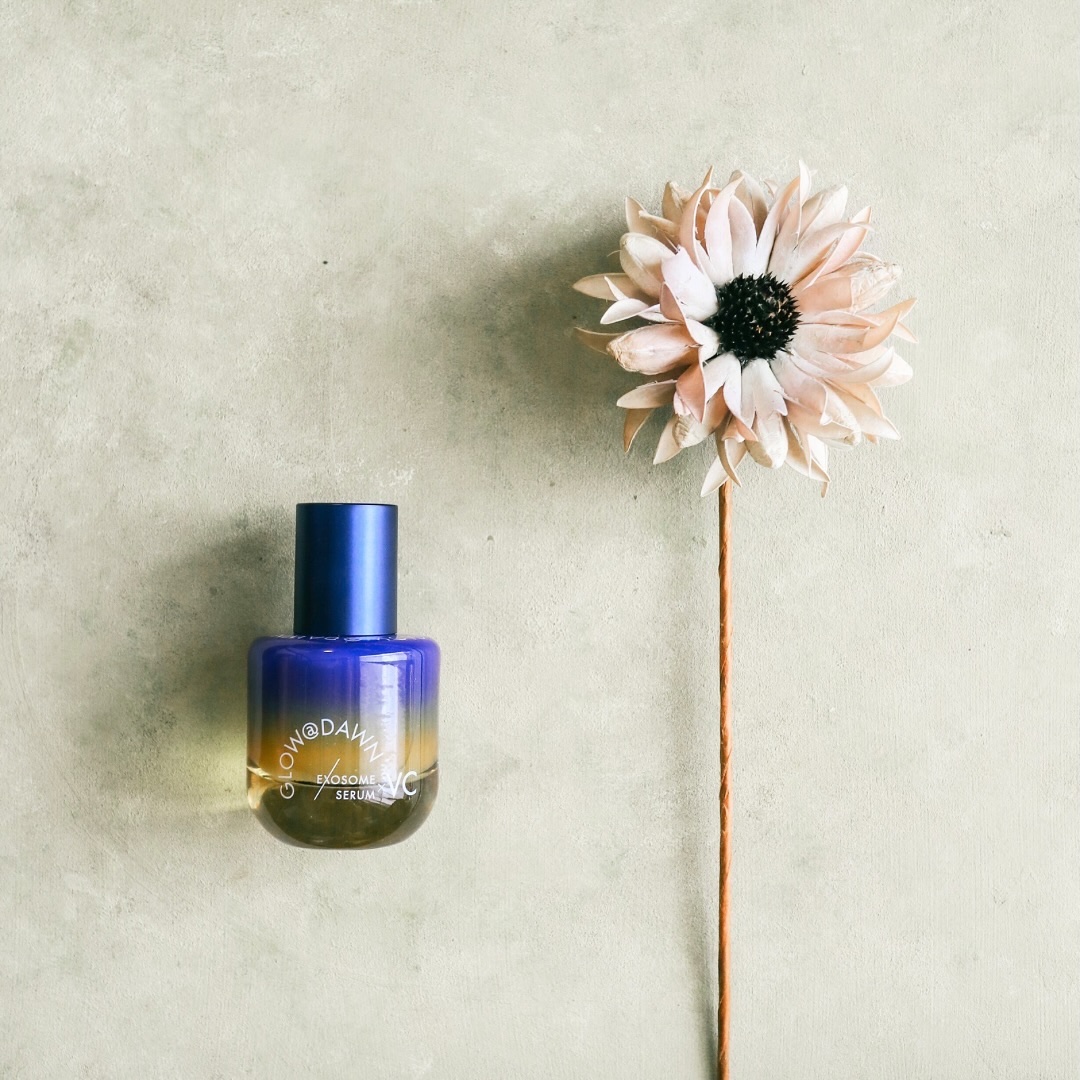 1stエクソソーム VCセラム/GLOW@DAWN/美容液を使ったクチコミ（2枚目）