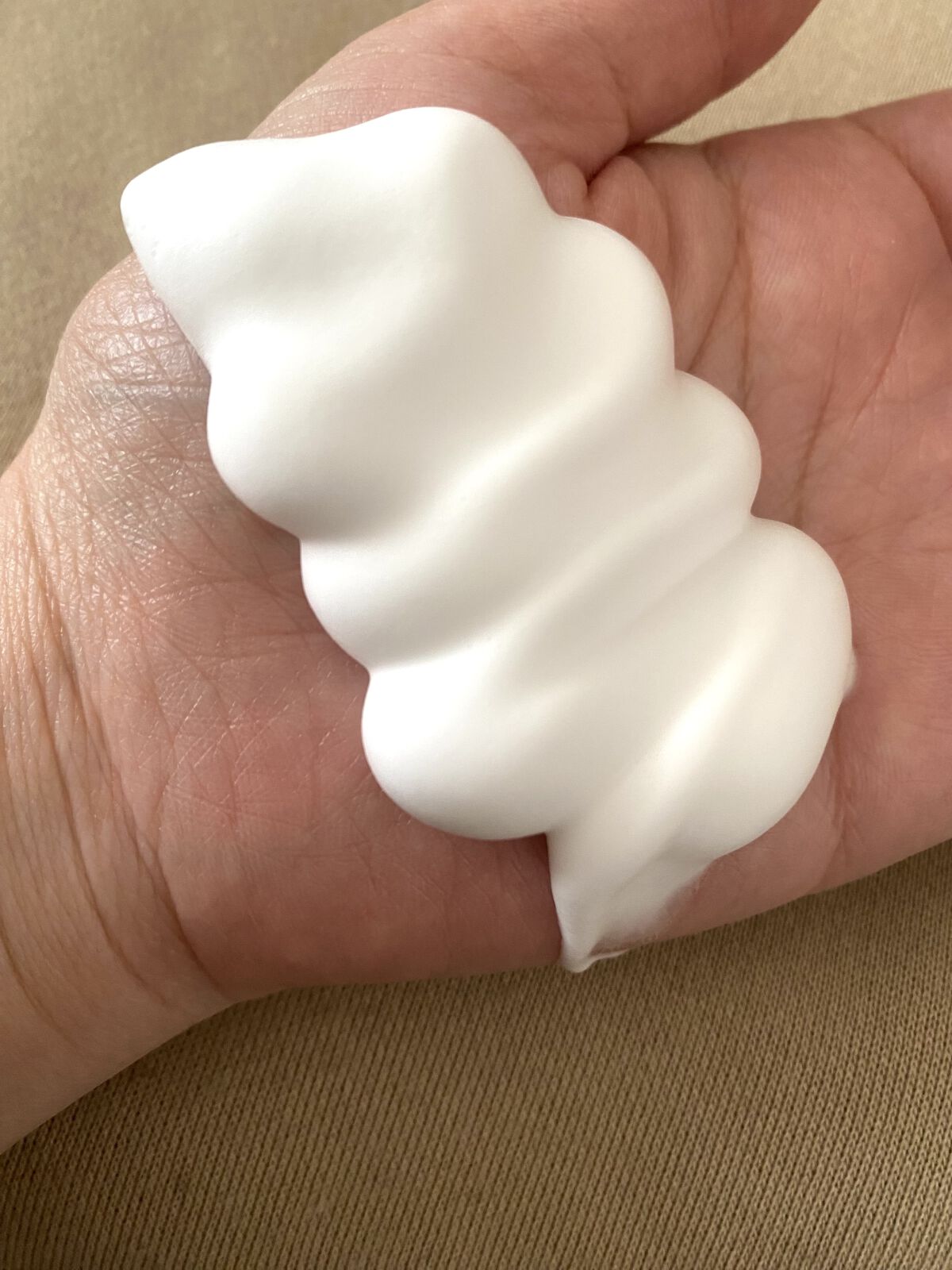 エイトザタラソ ユー CBD＆リラクシング バブルスパ 炭酸泡シャンプー/エイトザタラソ/市販シャンプーを使ったクチコミ（2枚目）